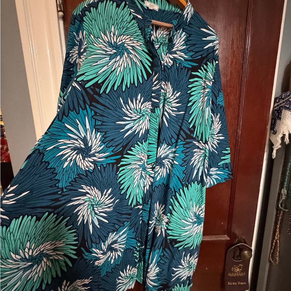 Zuri Hello Dahlia Dress 1X - Picture 8 of 8